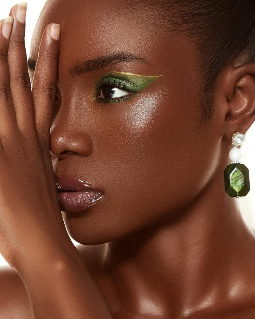 Non-Surgical Double Chin Reduction: Sculpt Your Jawline Without Surgery Photo - A beautiful woman with a snatched face